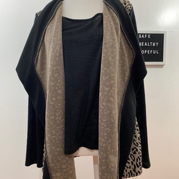 Style & Co. Tops - Style & Co. Leopard Print Top